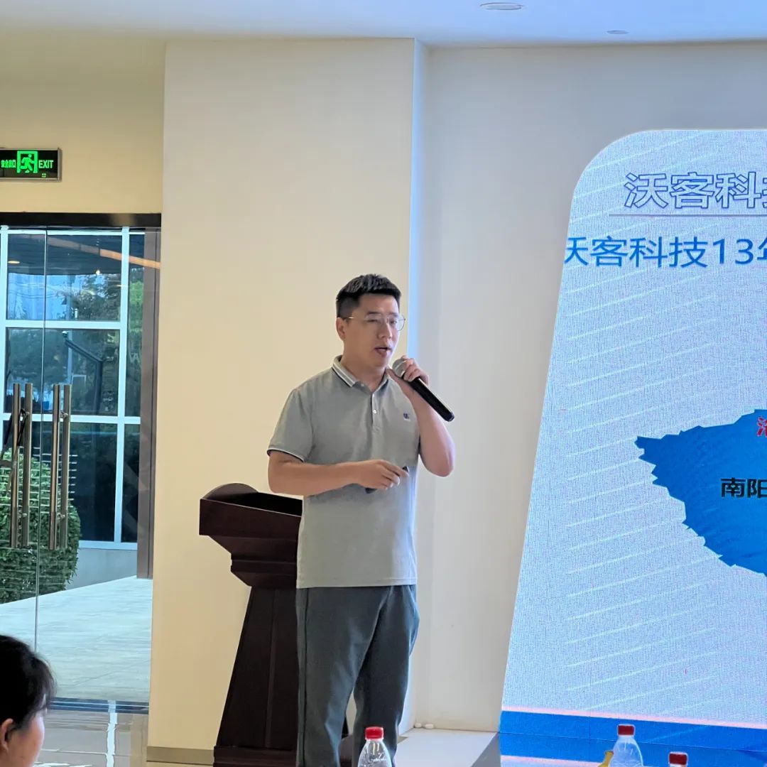 e5a9fd249a7bf9fdaa9afa12fb6b901e.jpg e5a9fd249a7bf9fdaa9afa12fb6b901e.jpg